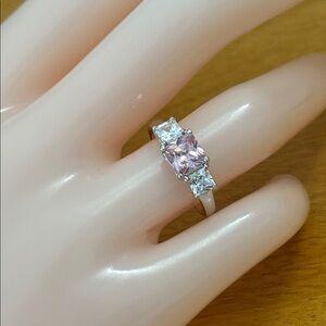 Princess Cut 1.50 ct Lab created Pink & White Topaz Ring Sterling Silver Sz 7
